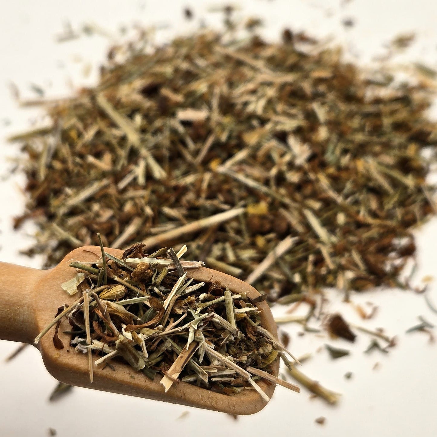 Organic St. John’s Wort Herb (c/s) – Cut & Sifted Hypericum perforatum